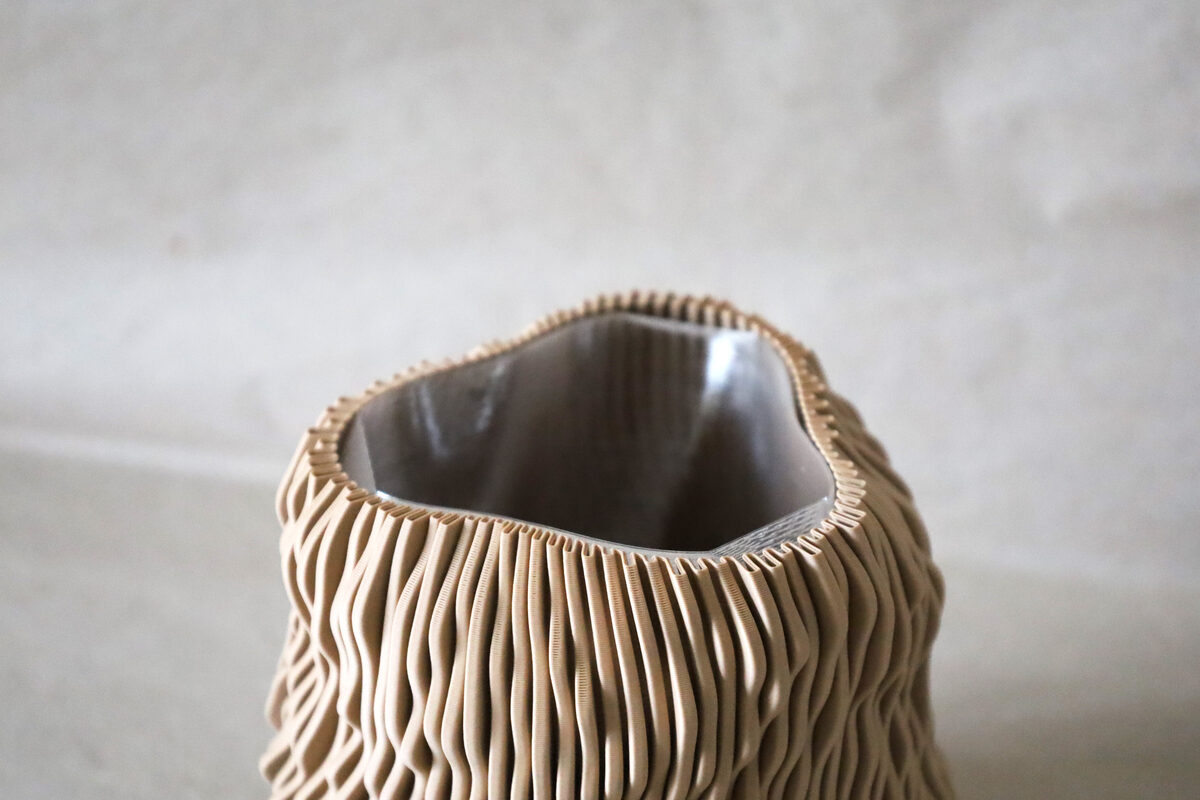 IAP Sea Falcon Vase V2